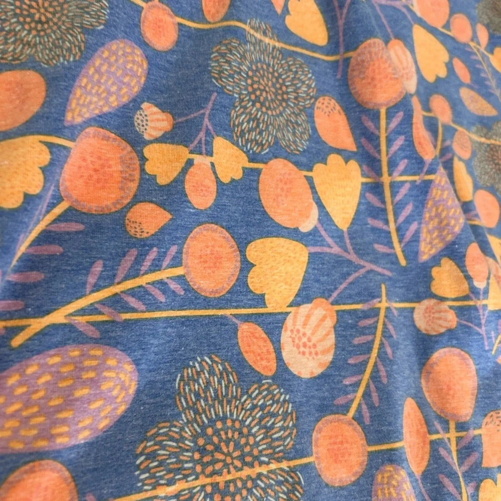 LuLaRoe Perfect Tee XXS Floral Print Relaxed Fit Top New With Tags